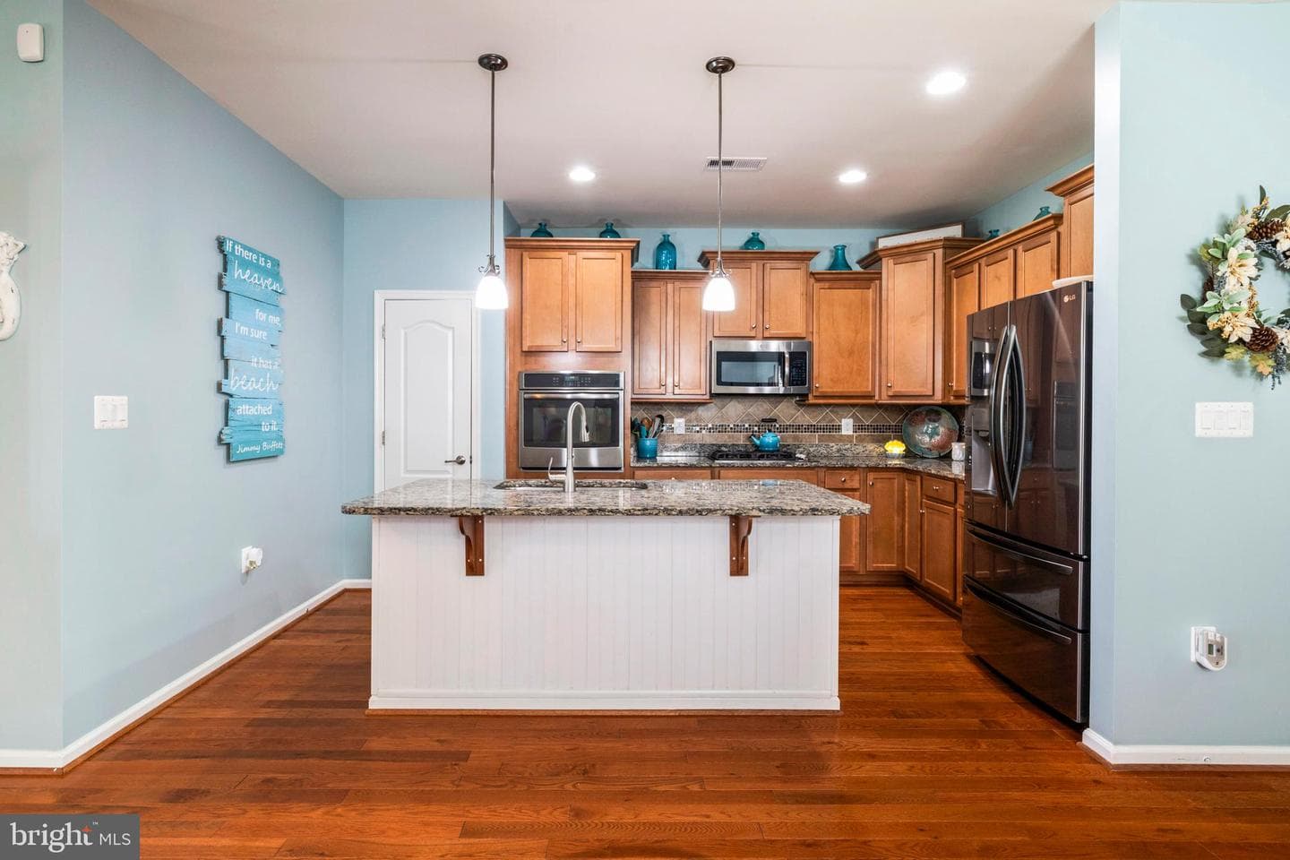 9723 Balls Bluff Drive photo 13