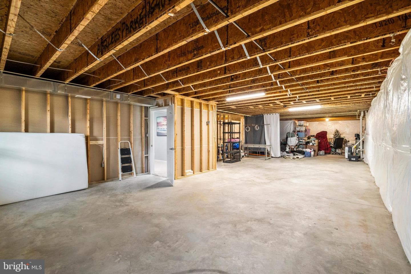 9723 Balls Bluff Drive photo 48