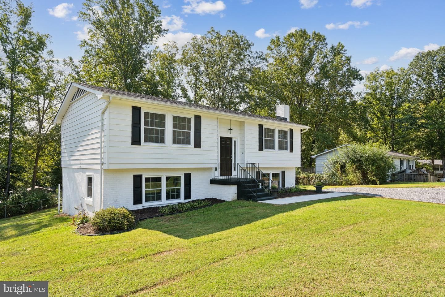 10902 Deer Drive photo 34