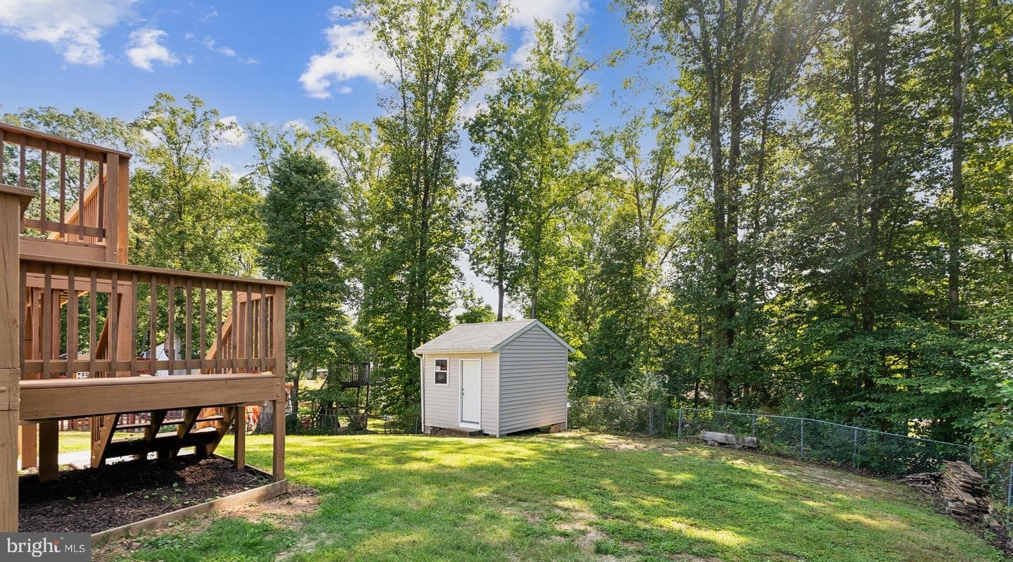 10902 Deer Drive photo 37