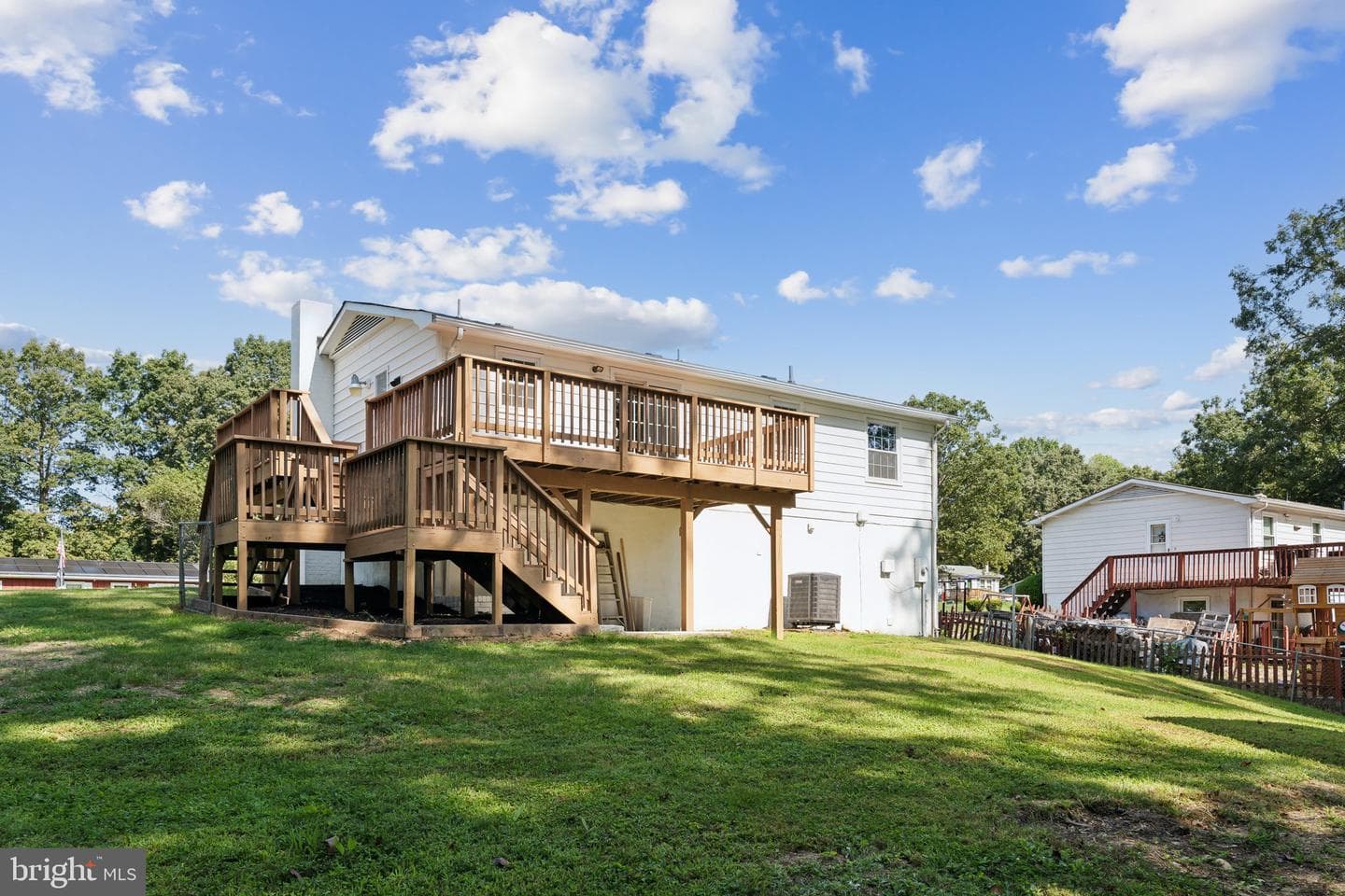 10902 Deer Drive photo 4