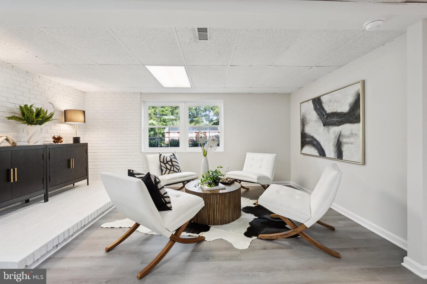 10902 Deer Drive photo 5