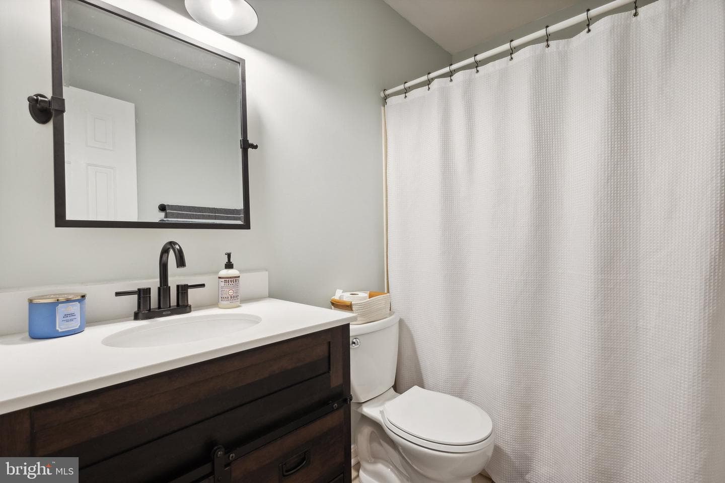 340 Albany Street photo 11