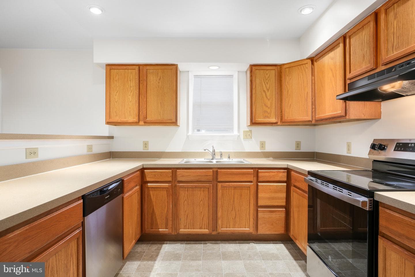 120 Hudgins Road photo 5