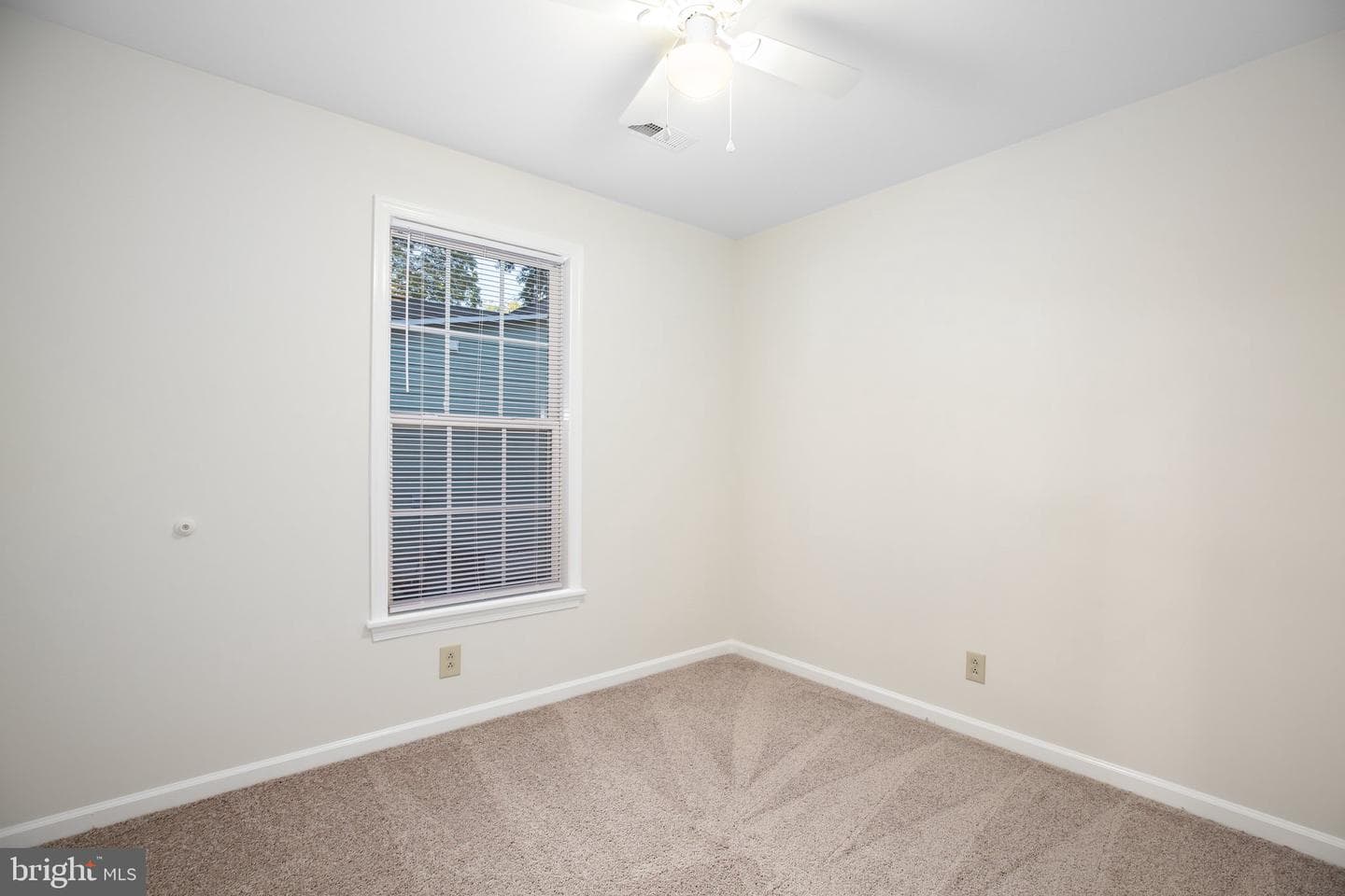 120 Hudgins Road photo 8