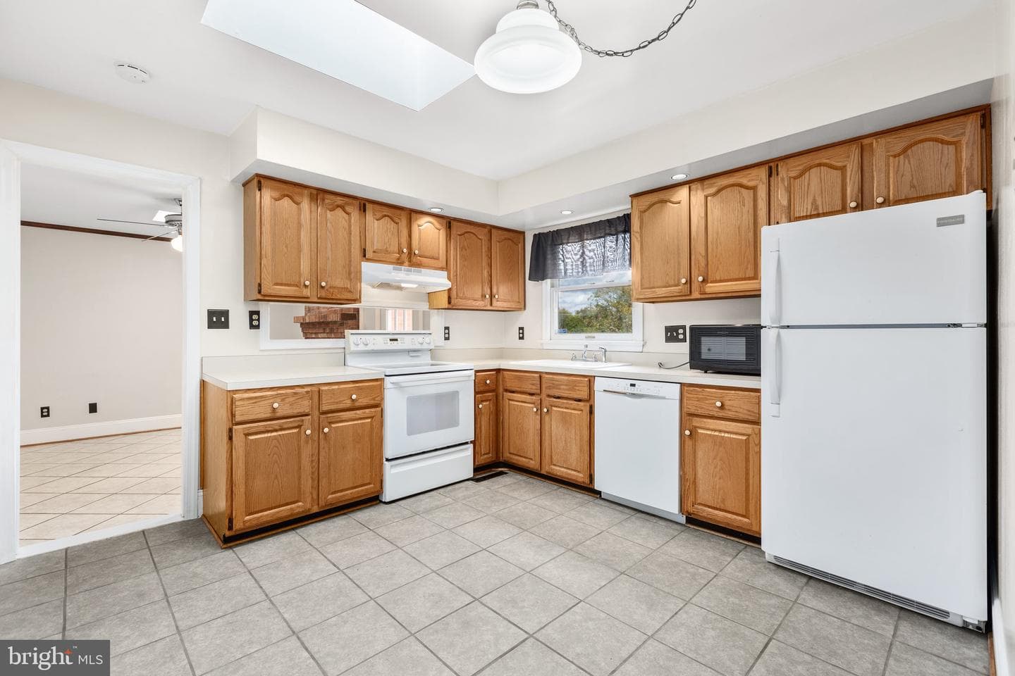 805 Shamrock Drive photo 12