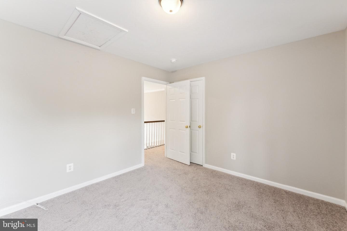 6913 S Dewey Court photo 27