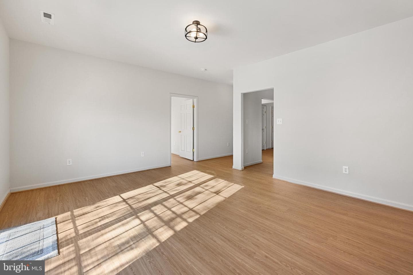 4316 Turriff Lane photo 10