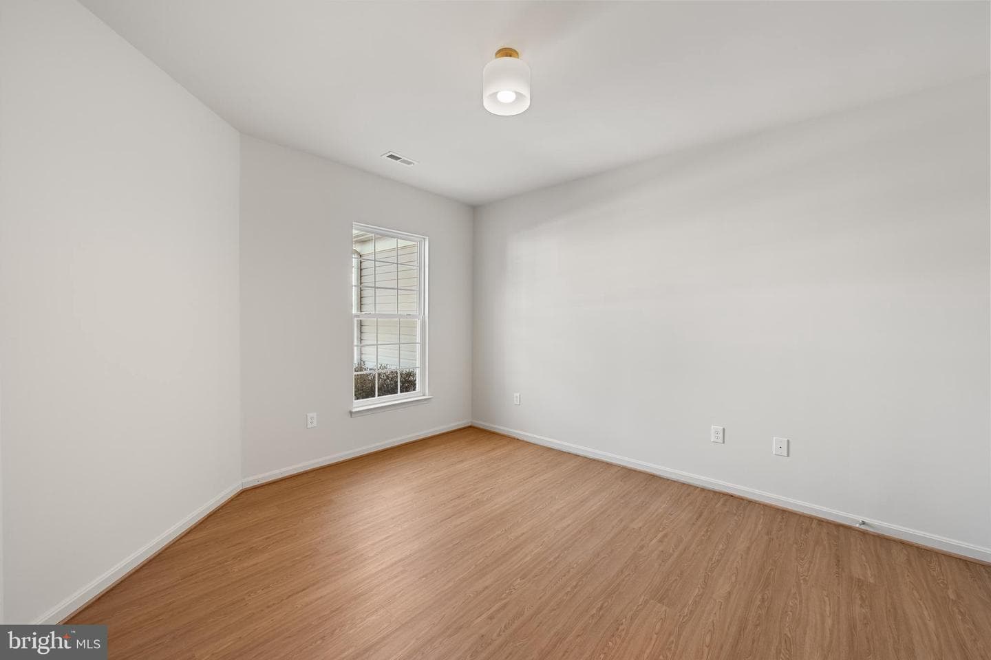 4316 Turriff Lane photo 19