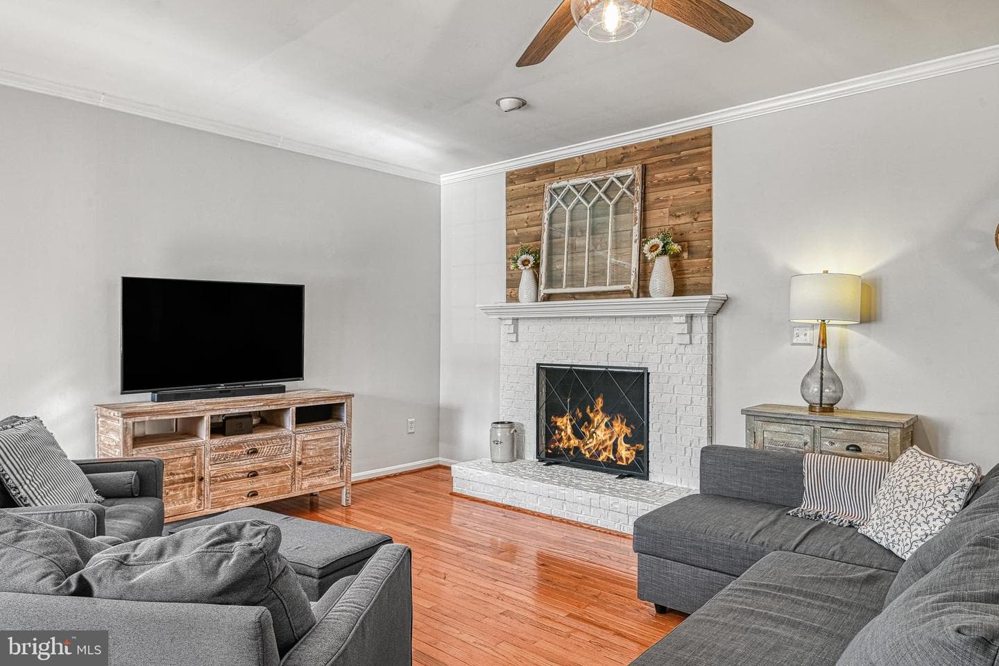 307 Inglewood Drive photo 32