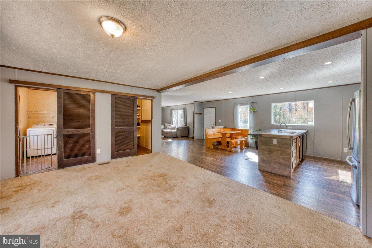 6823 Williams Lane photo 15