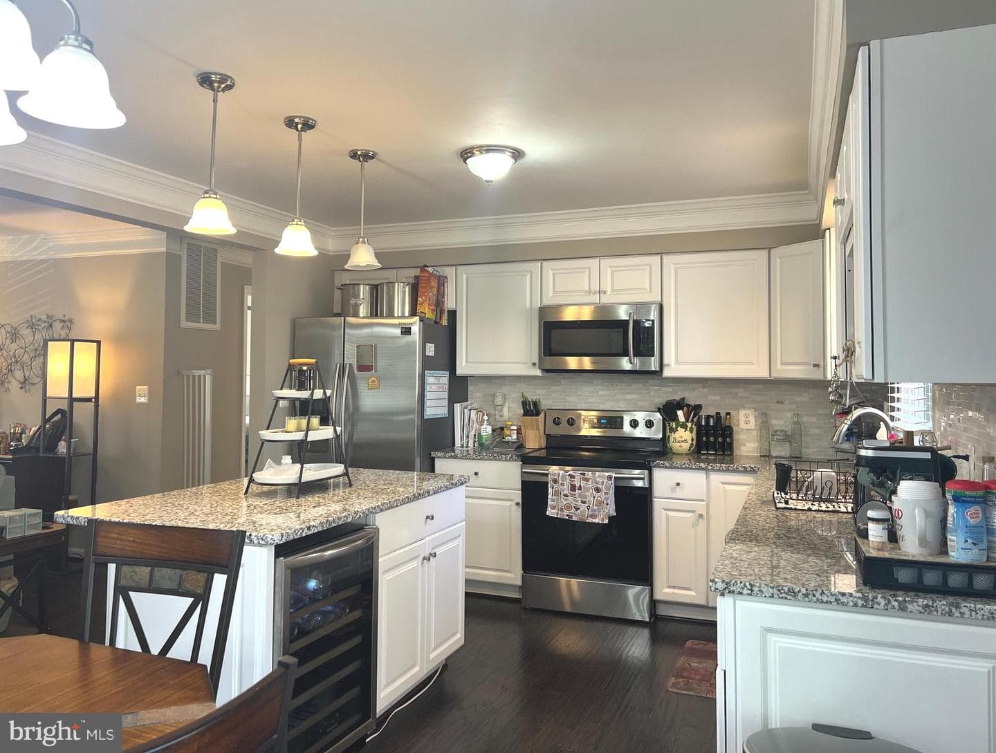 5063 Lavelle Drive photo 4