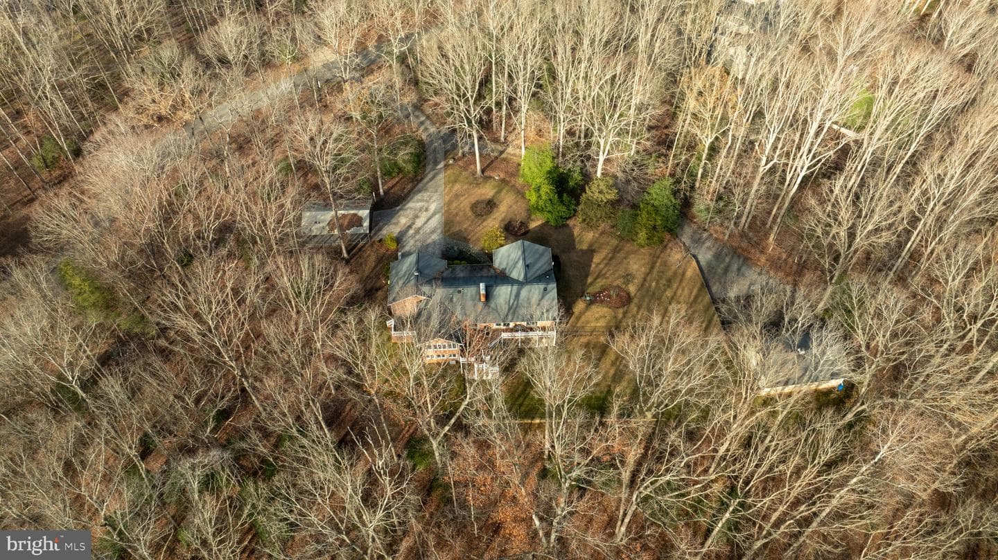 7 River Bluffs Drive photo 9
