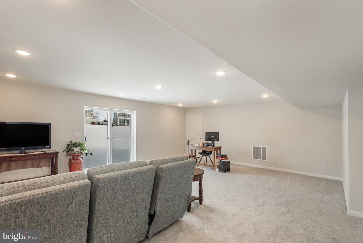 1801 Legacy Ln photo 27