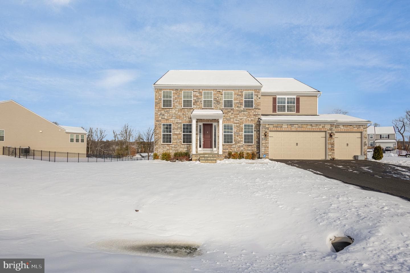 1801 Legacy Ln photo 4