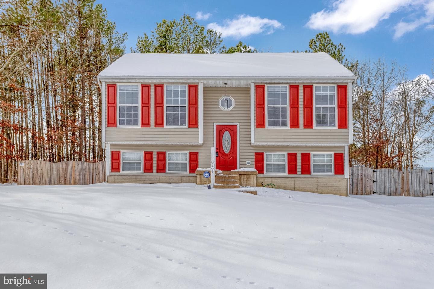8704 Oldham Road photo 1