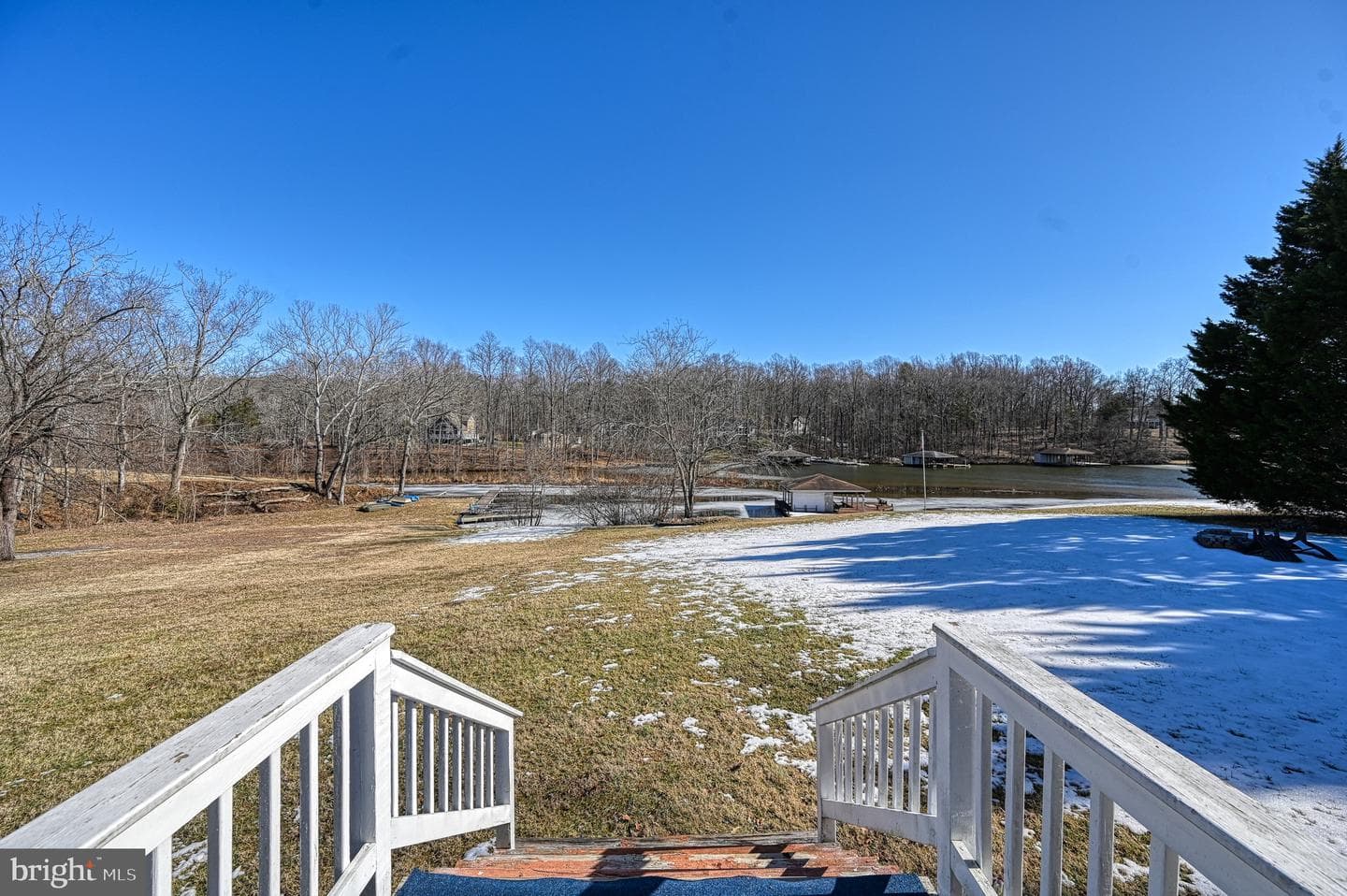 6813 Lakes Edge Way photo 23