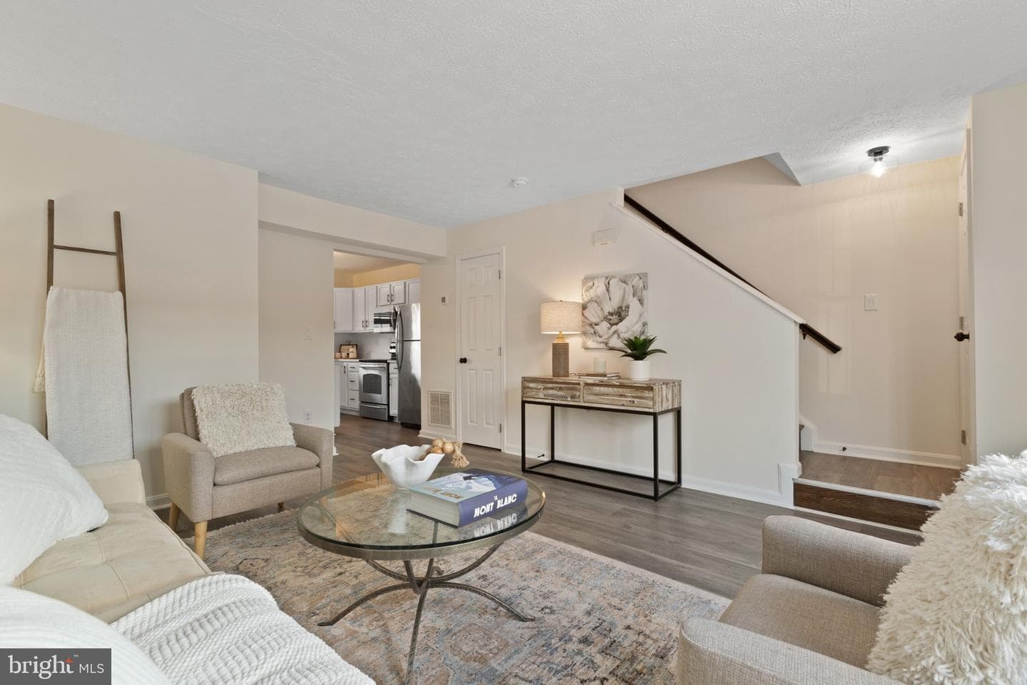 10505 Boxmeer Court photo 4