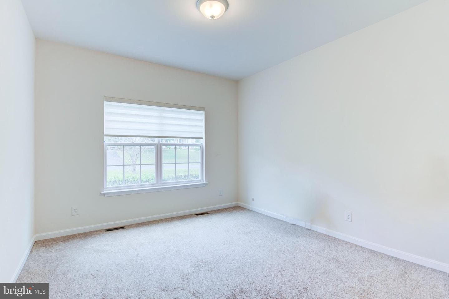 9409 Everette Court photo 44