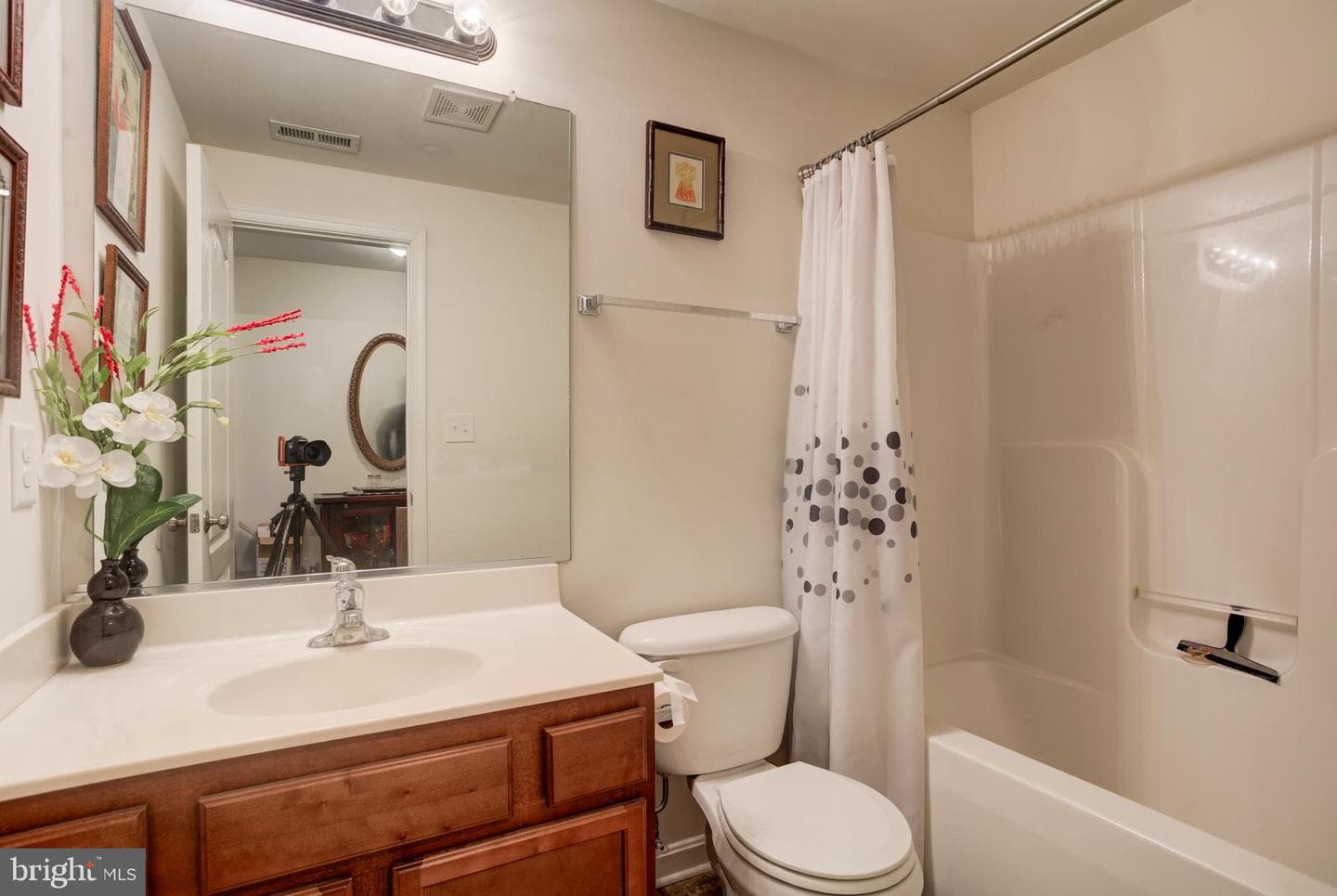 9409 Everette Court photo 52