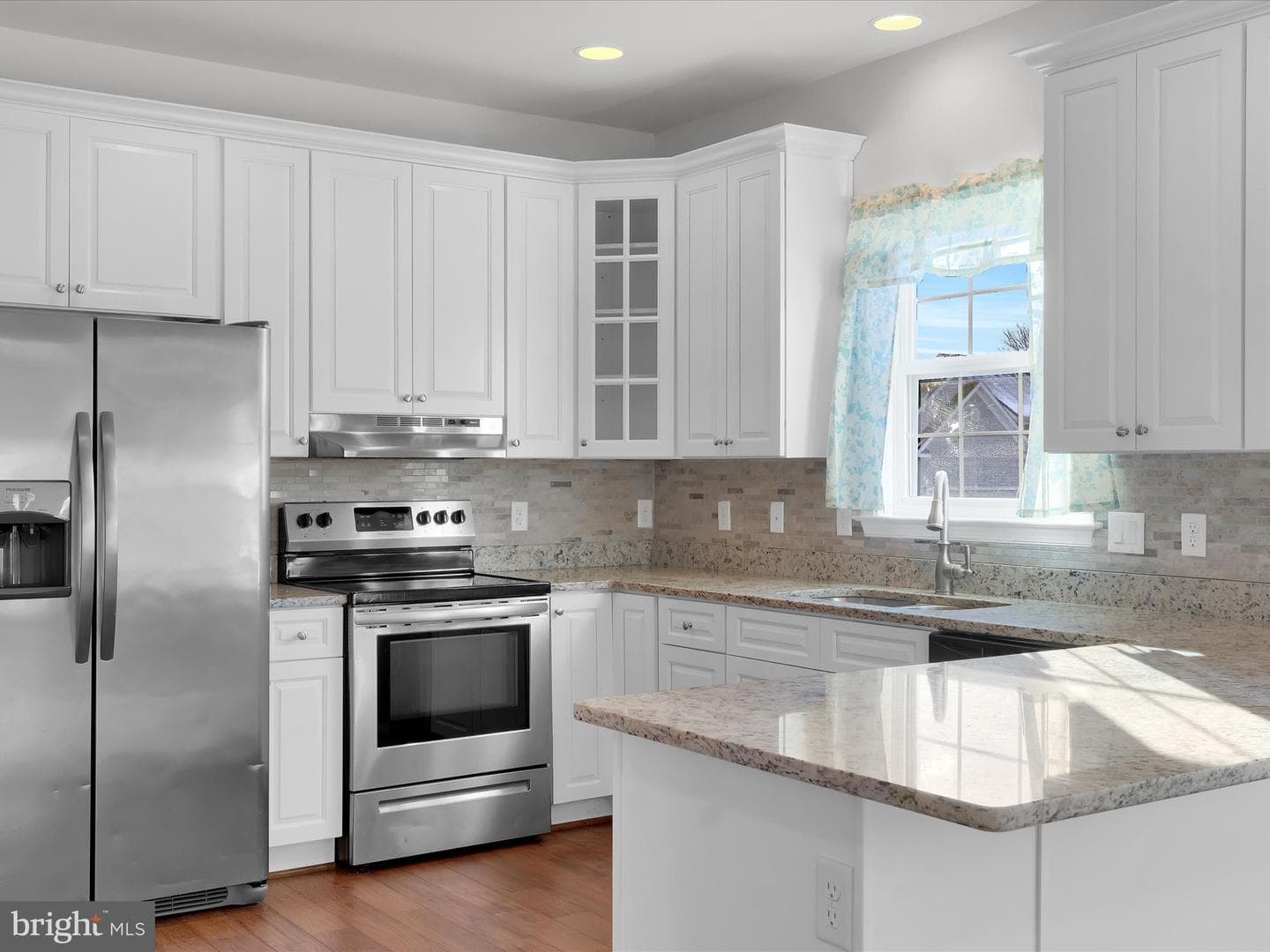 5711 Spring Arbor Circle photo 10