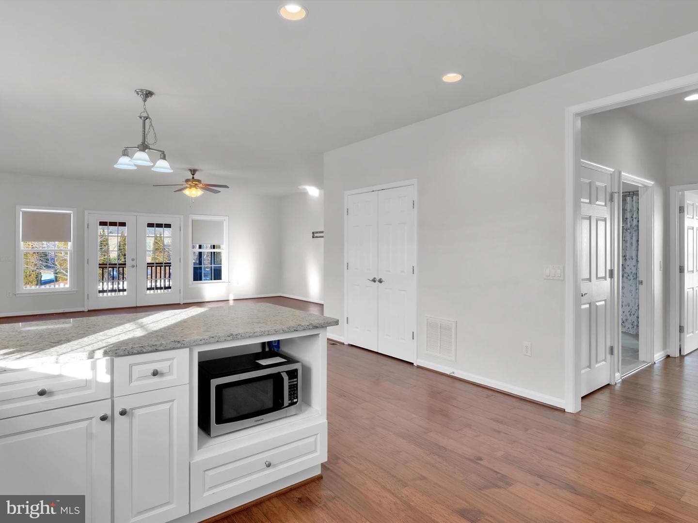 5711 Spring Arbor Circle photo 11