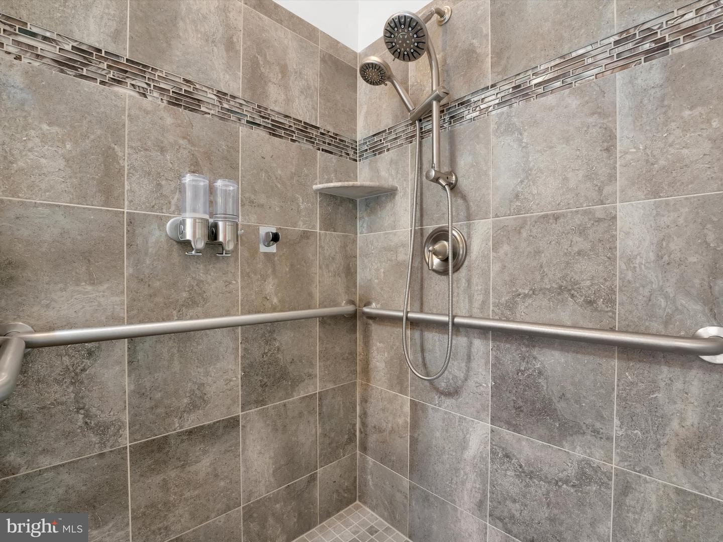 5711 Spring Arbor Circle photo 26