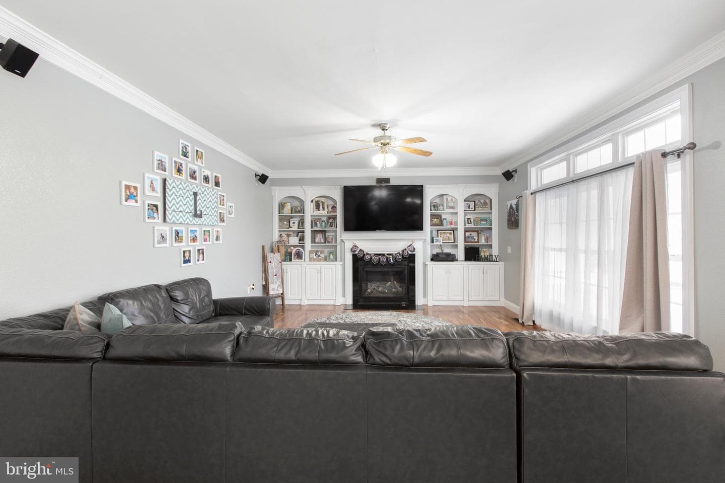 9021 Ellis Lane photo 17