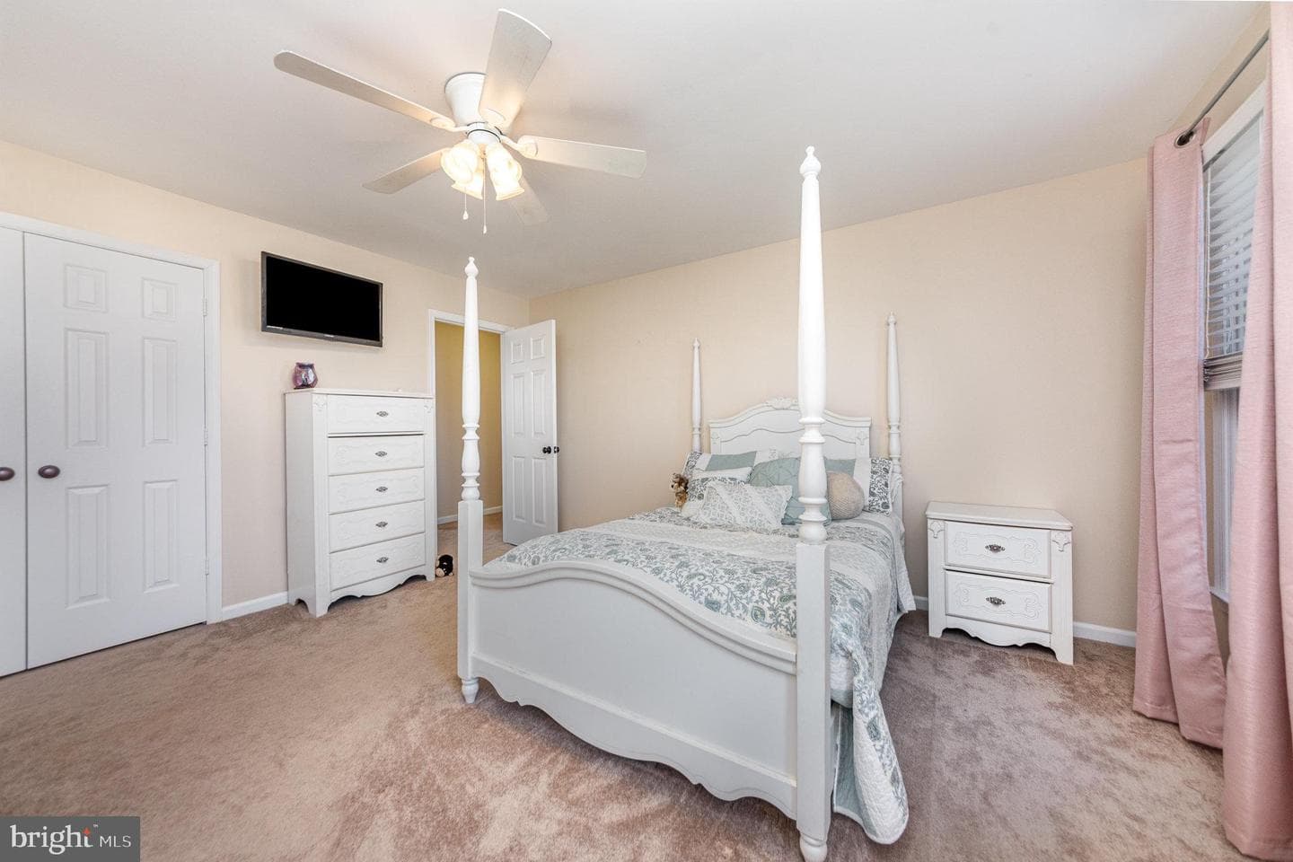 10517 Edinburgh Drive photo 17