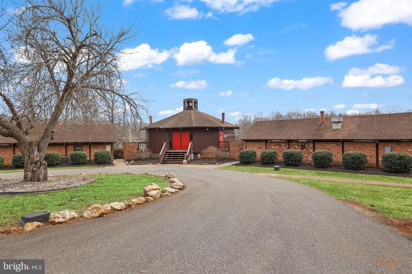 12819 Garrison Lane photo 40