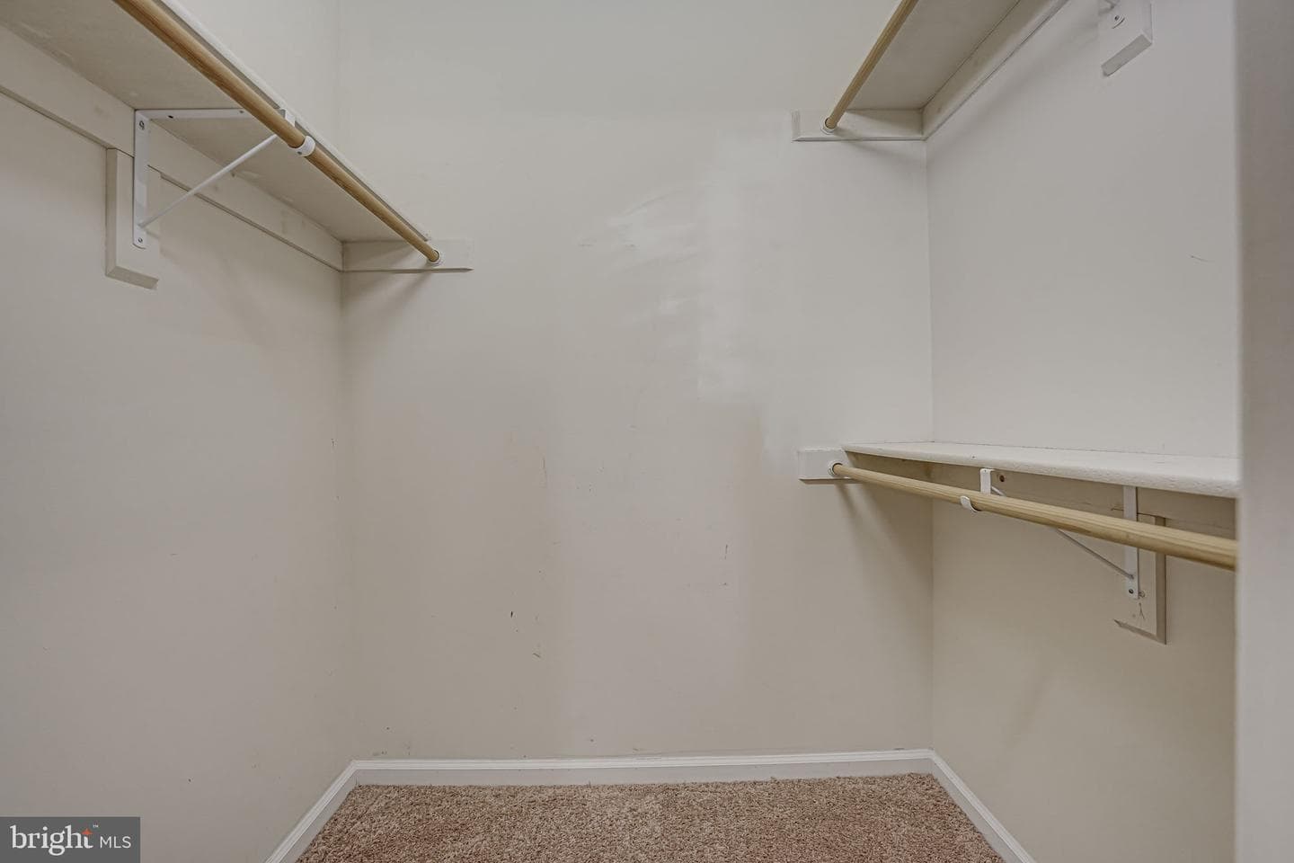 11418 Silverleaf Lane photo 17