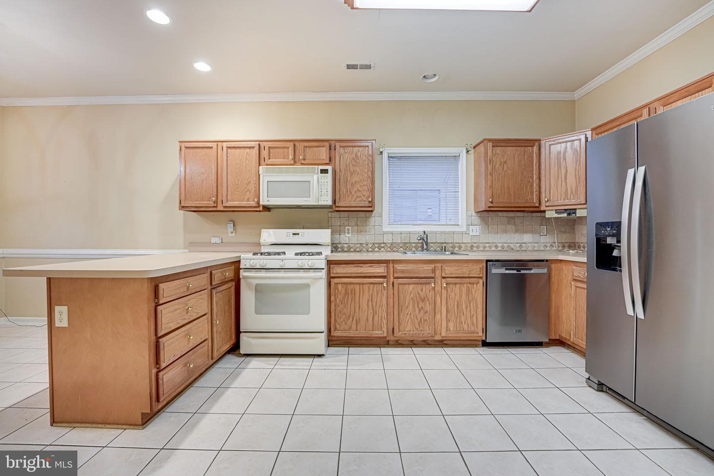 11418 Silverleaf Lane photo 3