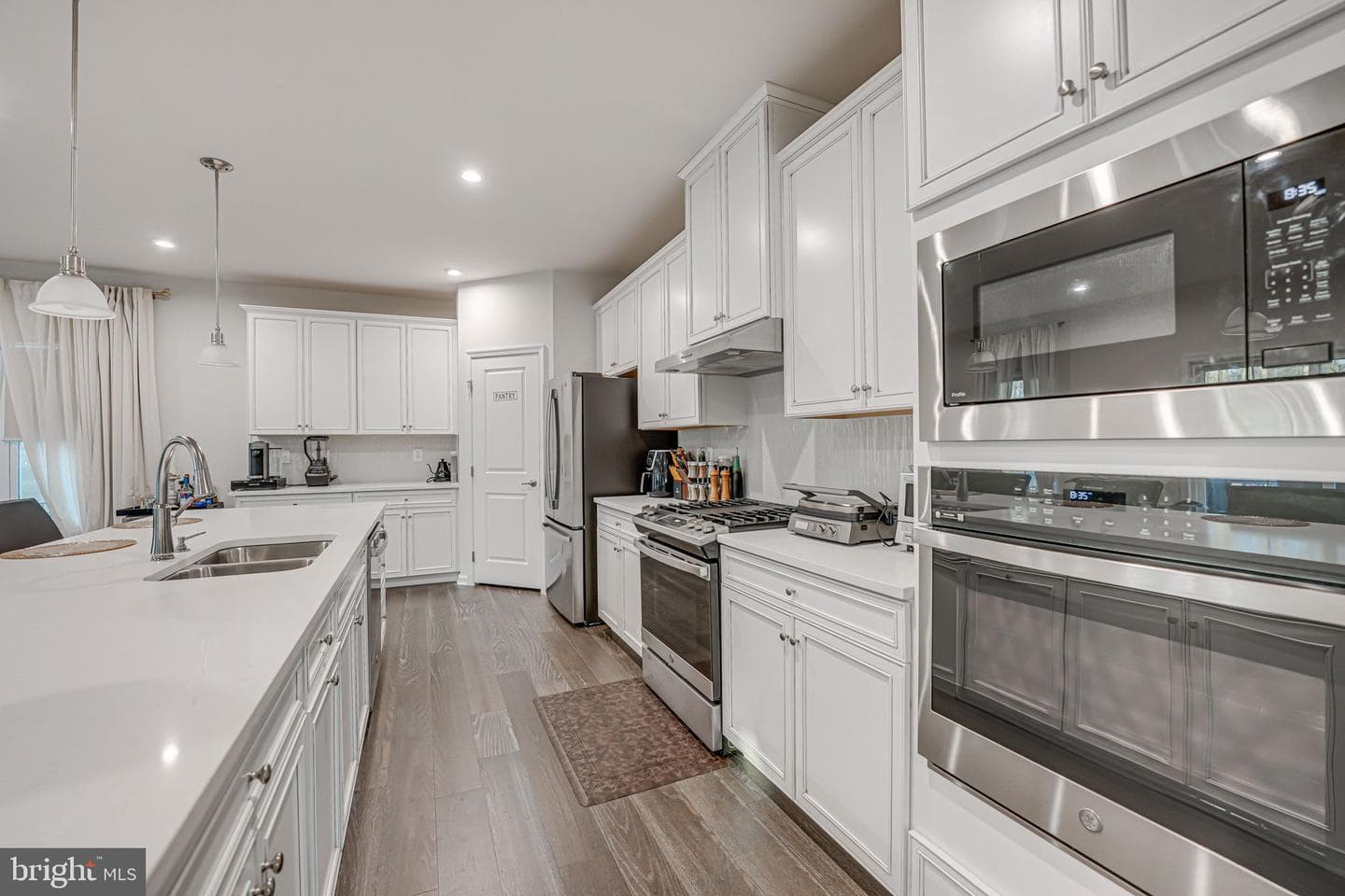 11304 Oakville Lane photo 12