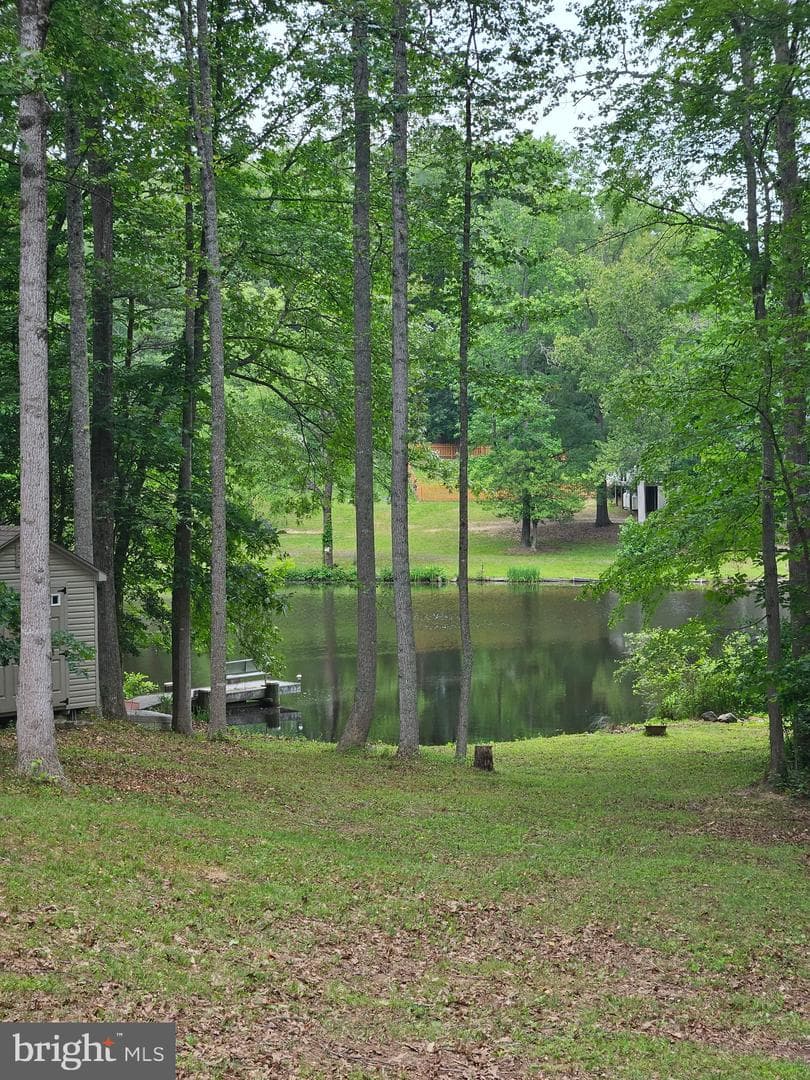 301 Woodfield Drive photo 2