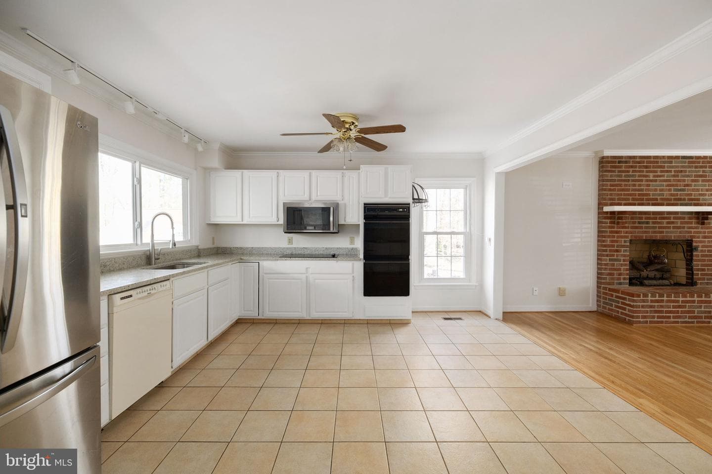 301 Woodfield Drive photo 33