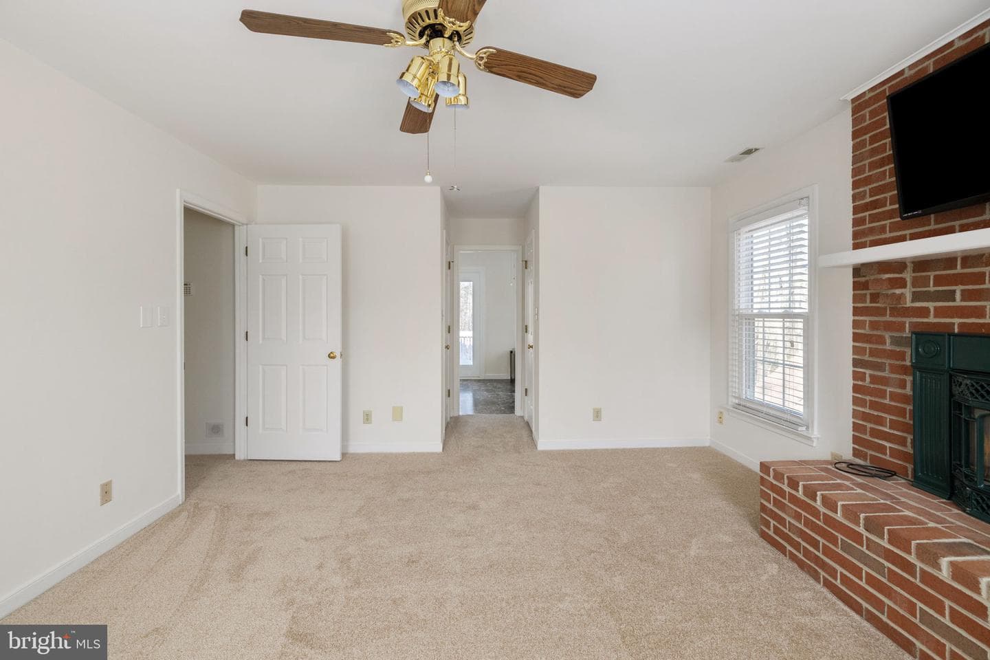 301 Woodfield Drive photo 45