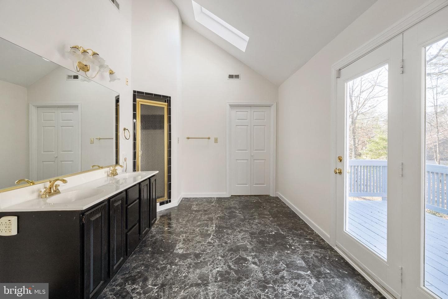 301 Woodfield Drive photo 47