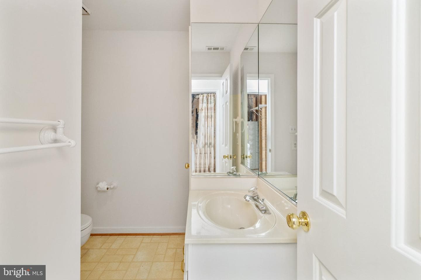 301 Woodfield Drive photo 73
