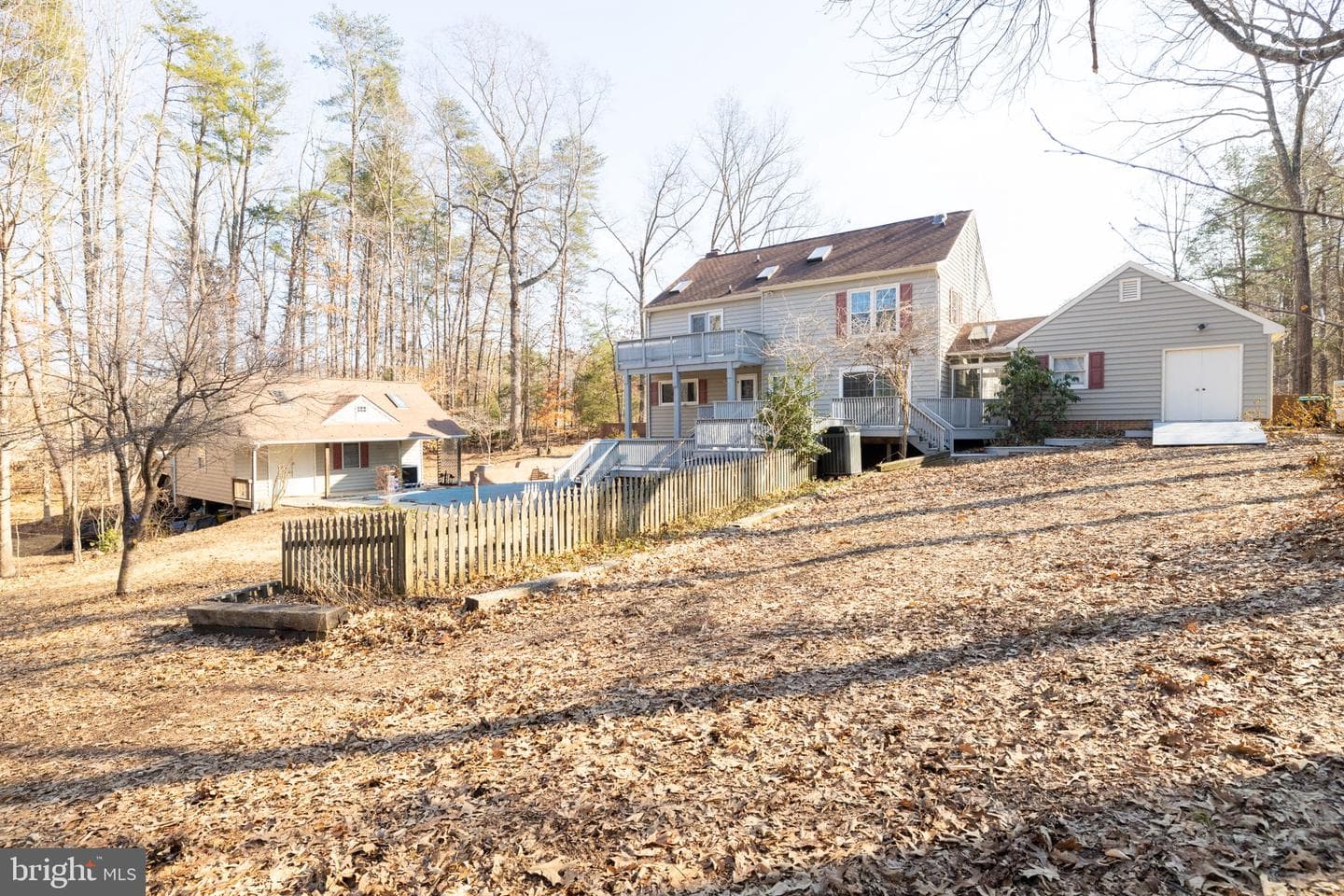 301 Woodfield Drive photo 81