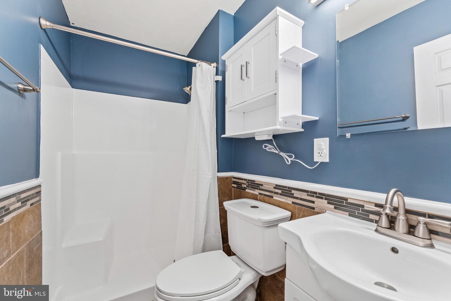 315 Albany Street photo 19