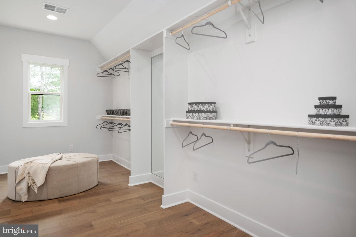 8601 Rosni Way photo 33