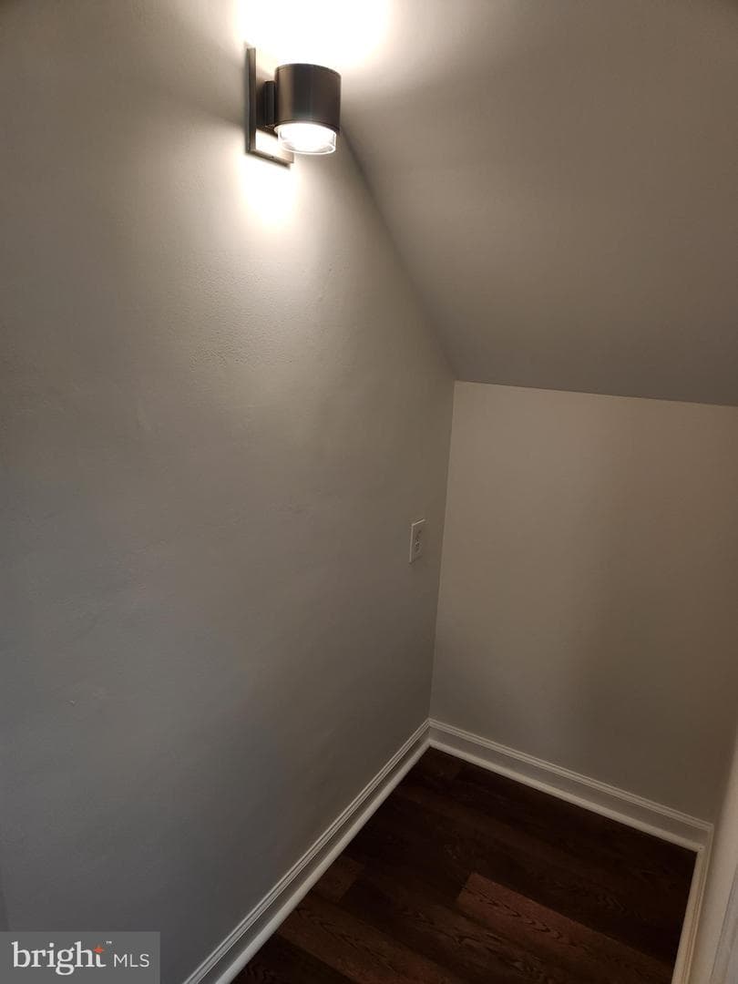 10703 Redbird Lane photo 16