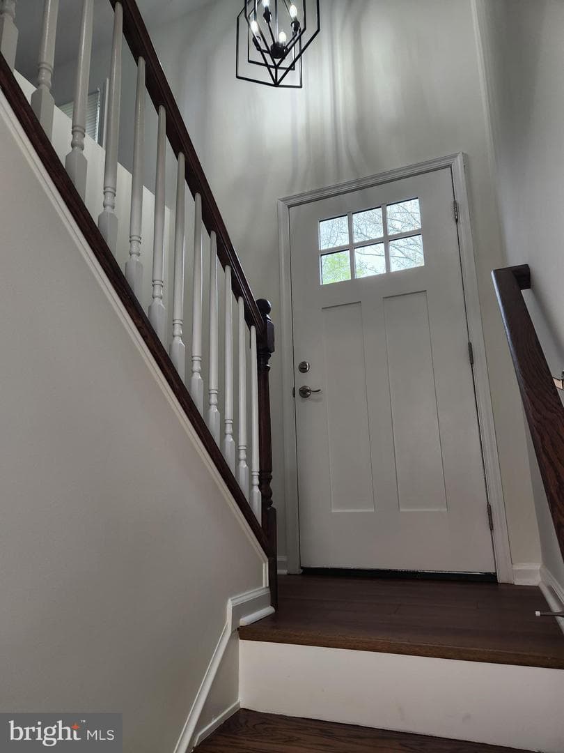 10703 Redbird Lane photo 3