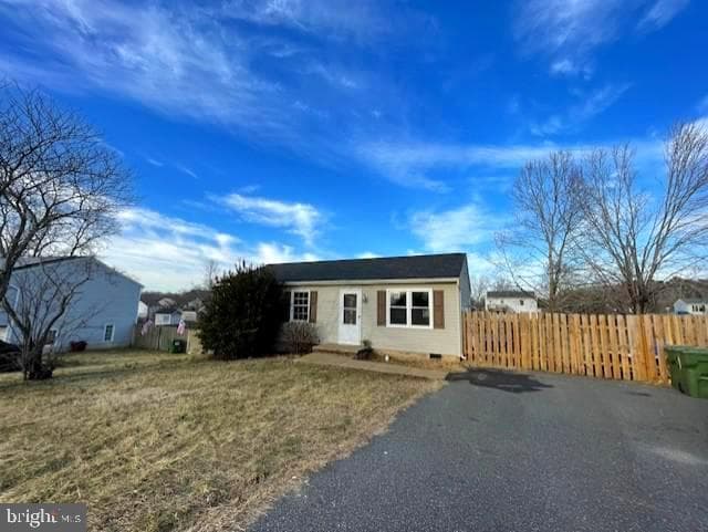 10701 White Pine Lane photo 2