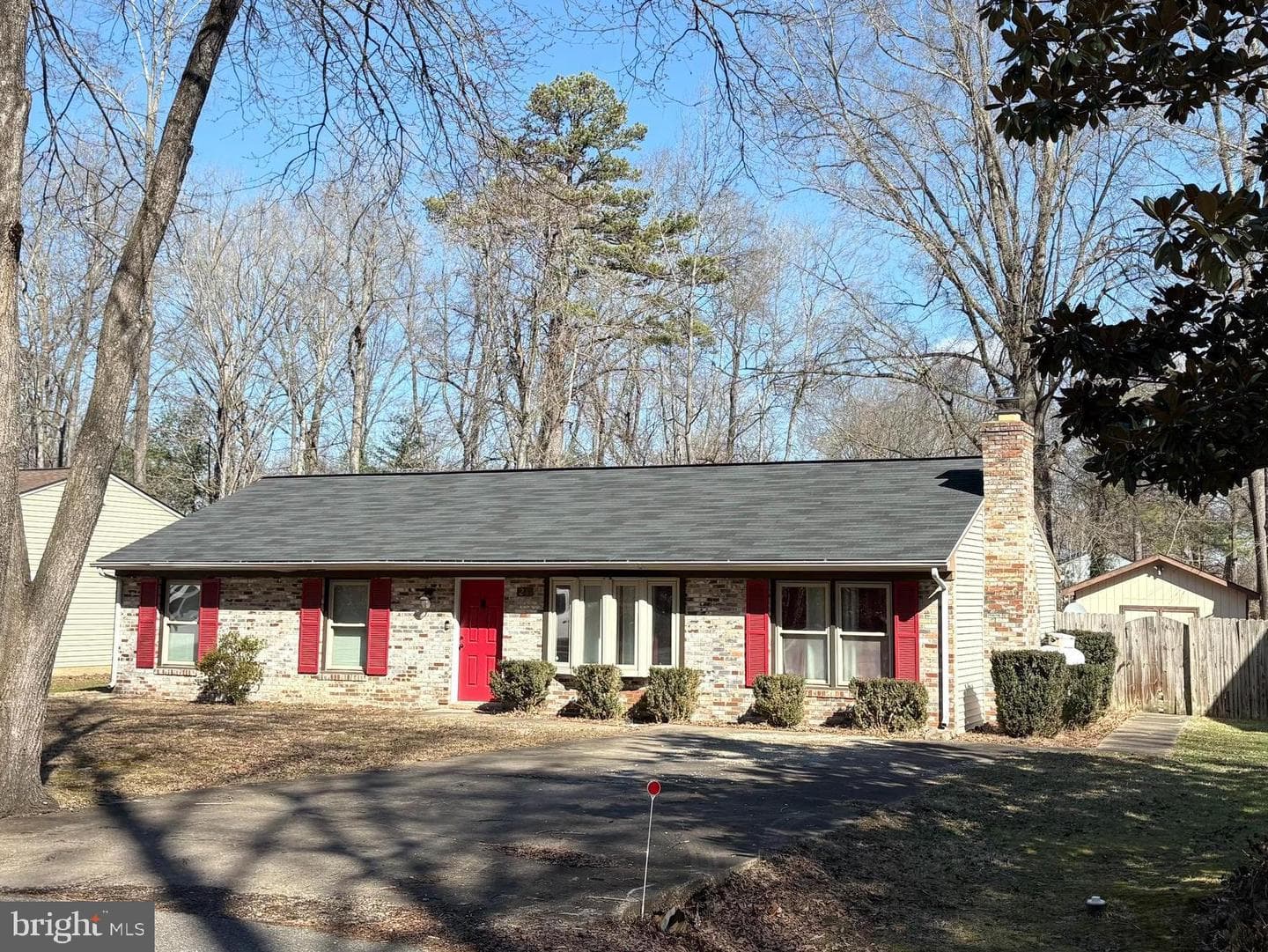 28 Shenandoah Drive photo 1