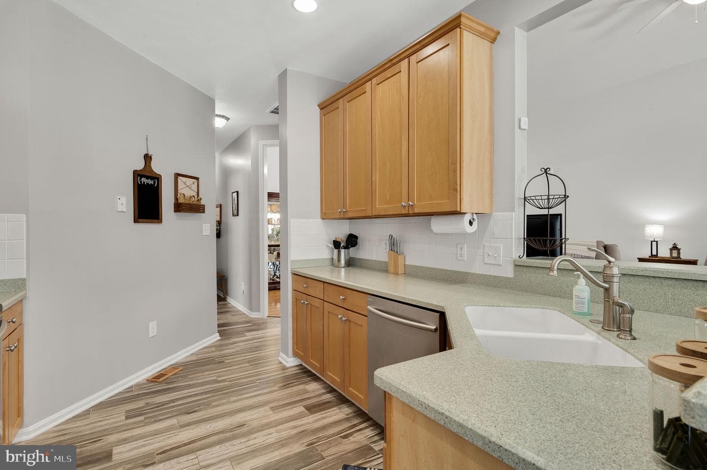 8 Noel Drive photo 10