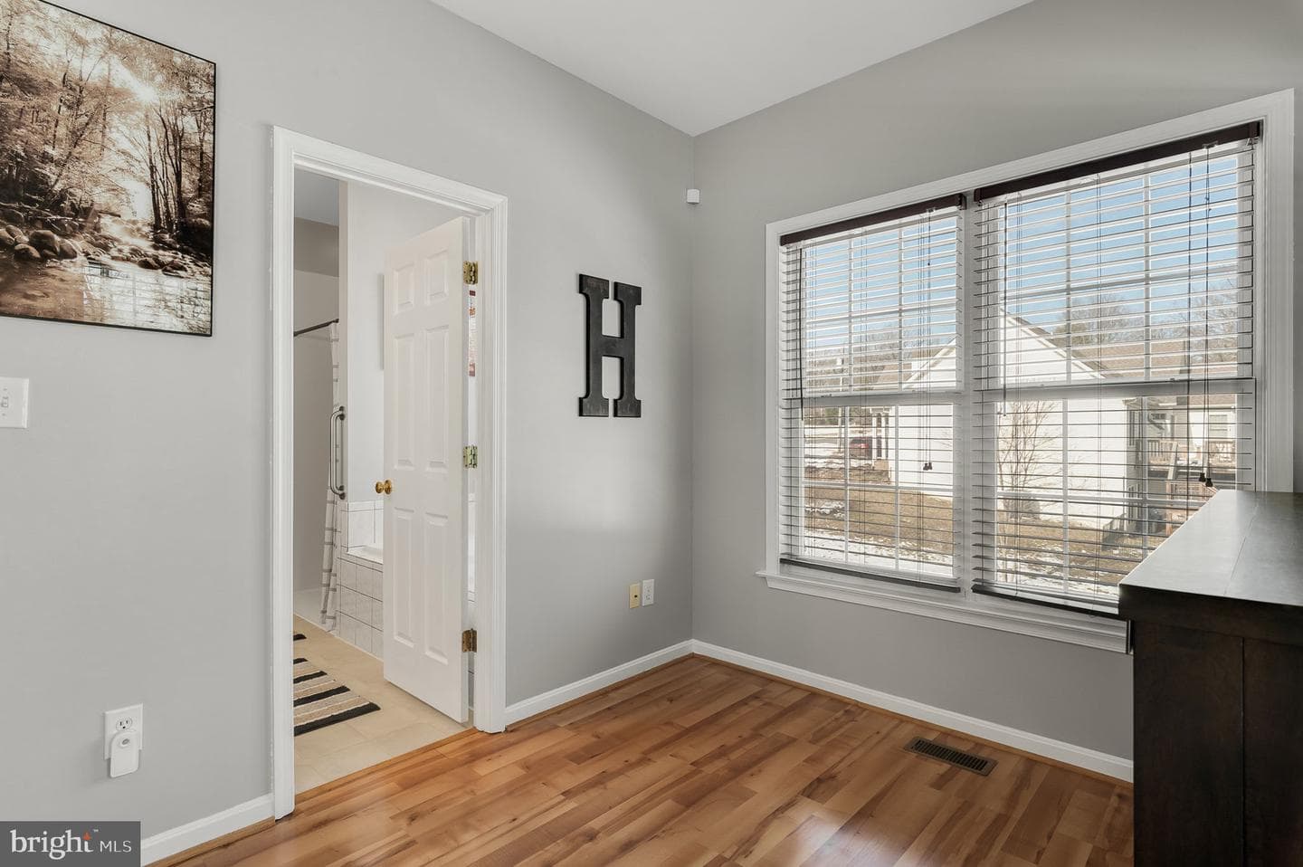 8 Noel Drive photo 23