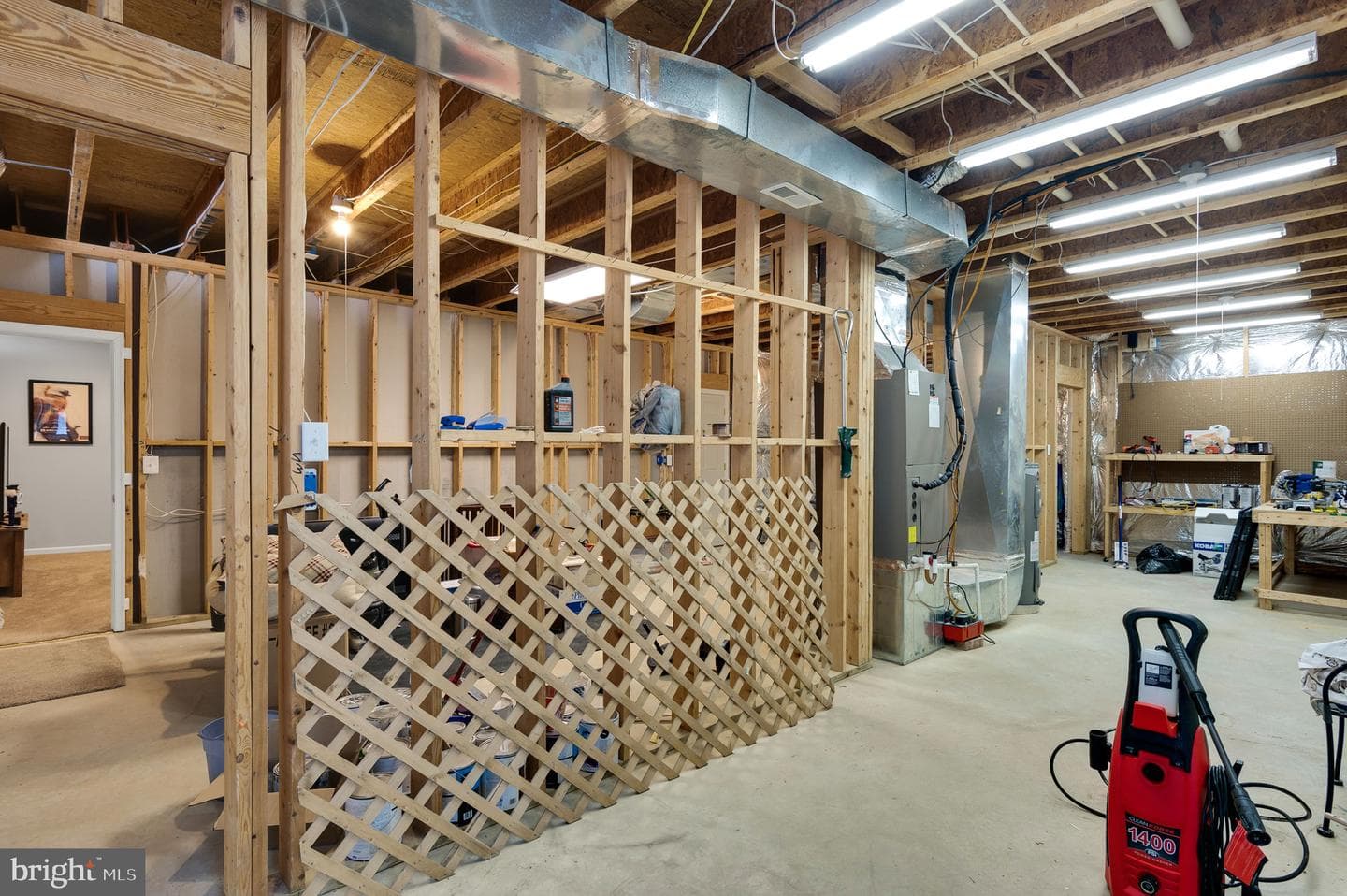 8 Noel Drive photo 36