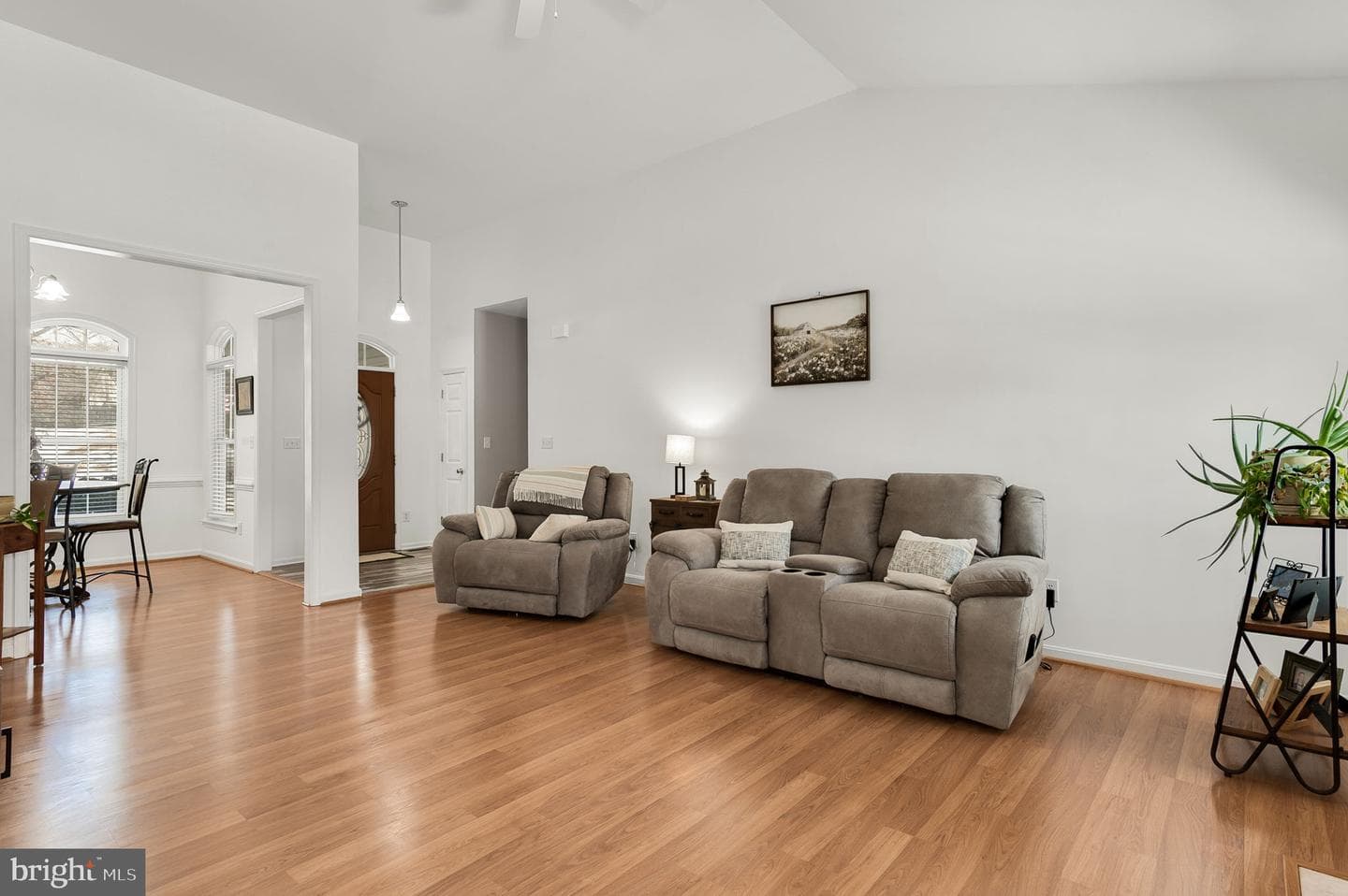 8 Noel Drive photo 6