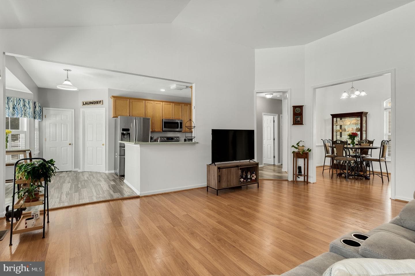 8 Noel Drive photo 7